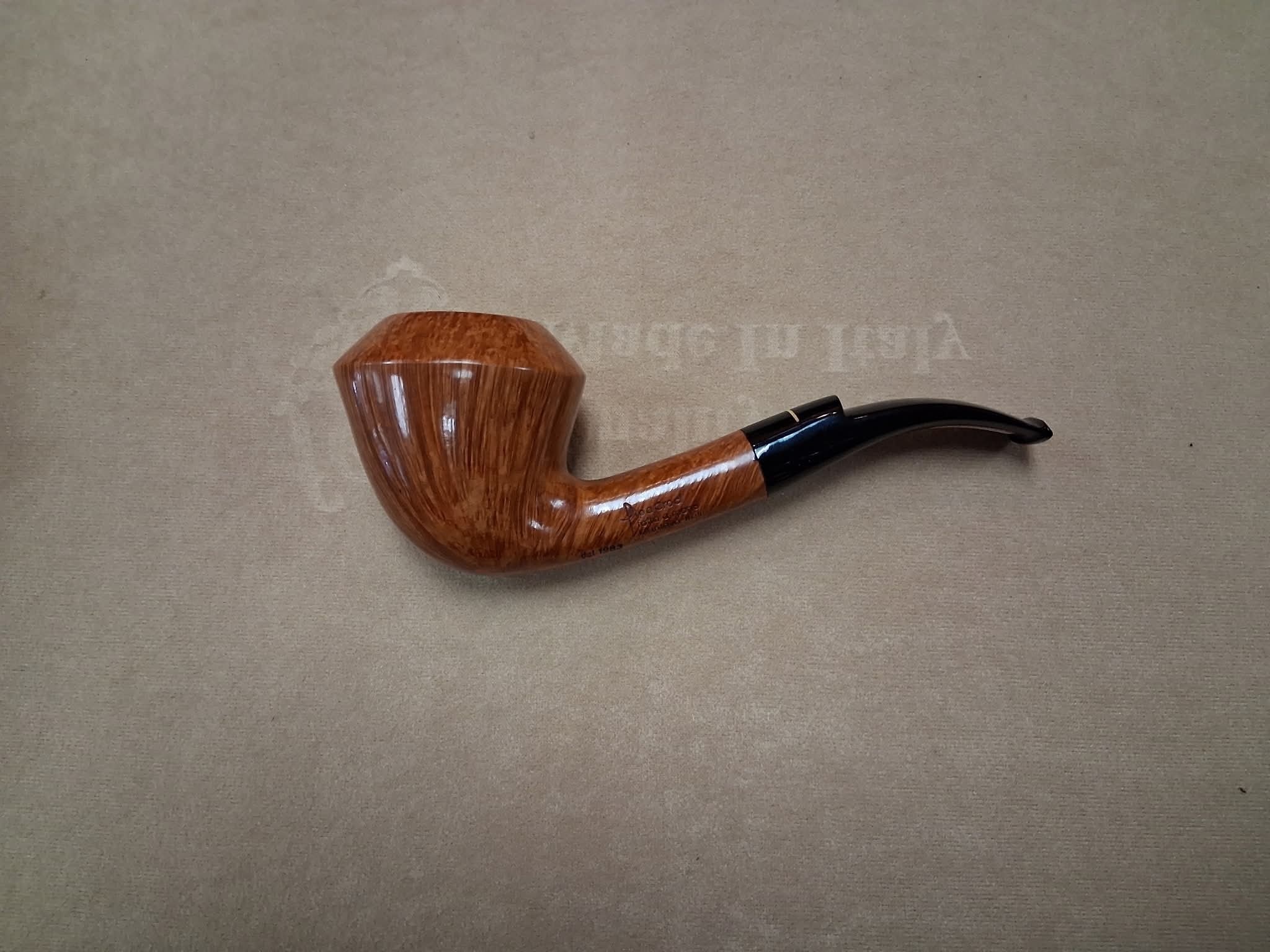 Pipa Straight Grain