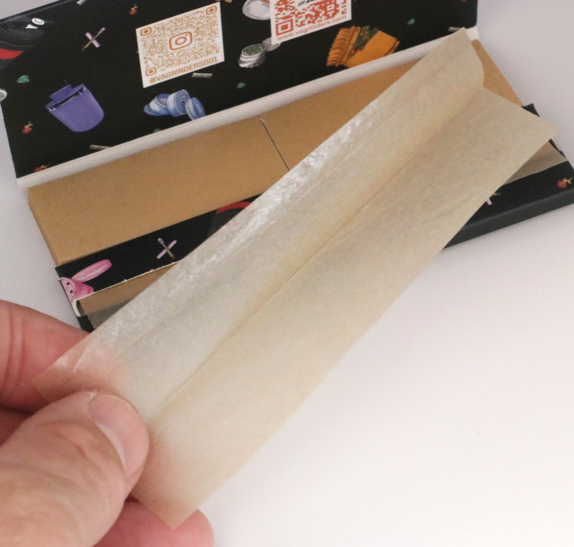 King Size Hemp Rolling Papers by VAGRINDERS-32 count pack-High Quality-Custom Filter included - 30