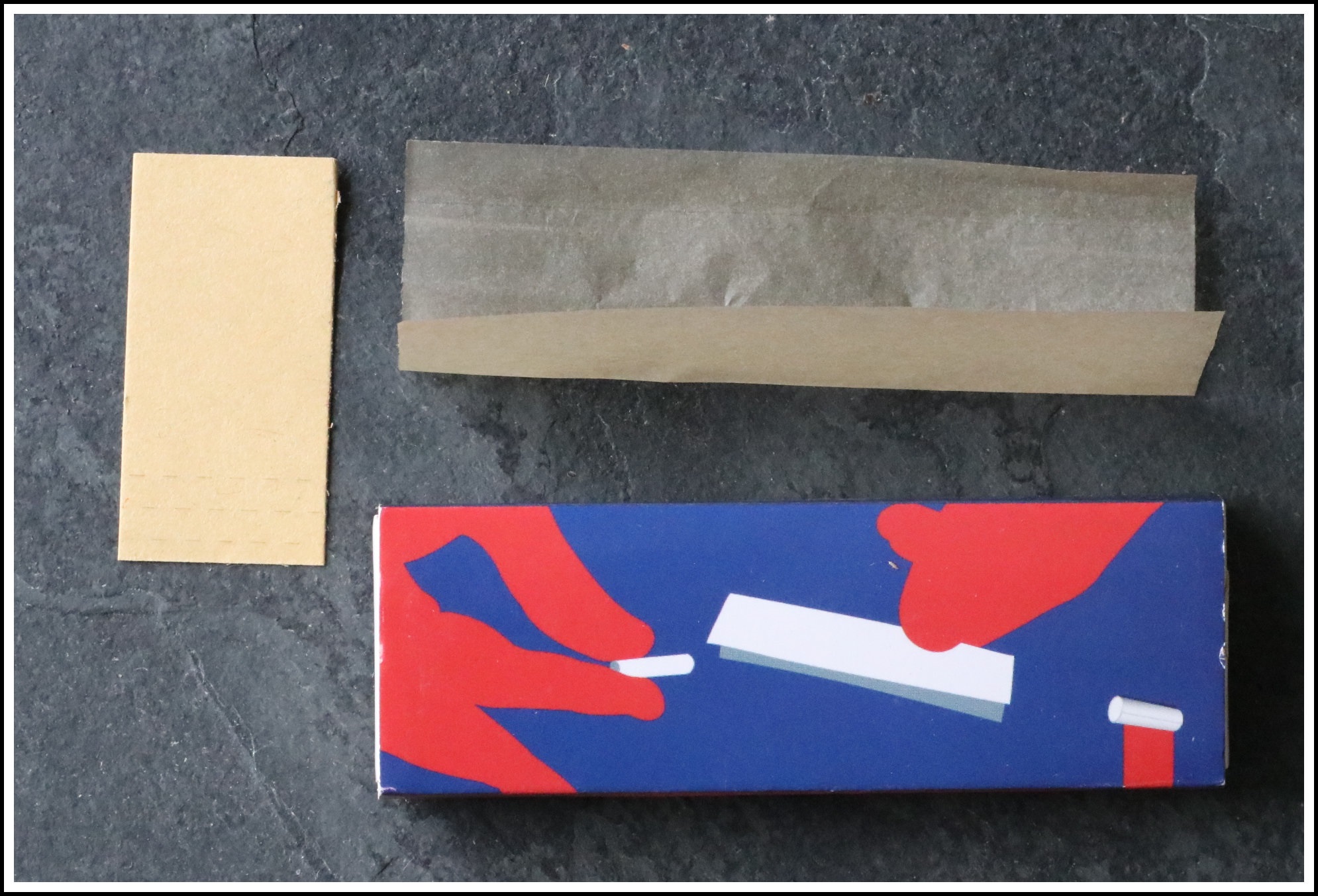 Hemp Rolling Papers by VAGRINDERS-32 count pack-High Quality-Custom Filter included - 30
