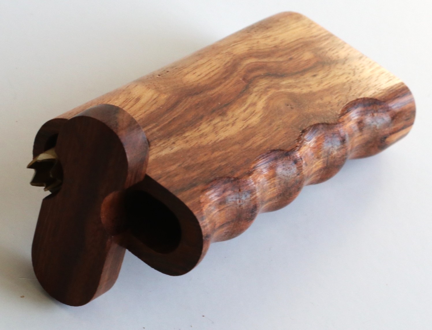 4" Mahogany Swivel Lid Dugouts & One Hitter Pipe-Mushroom Etched Stash Box