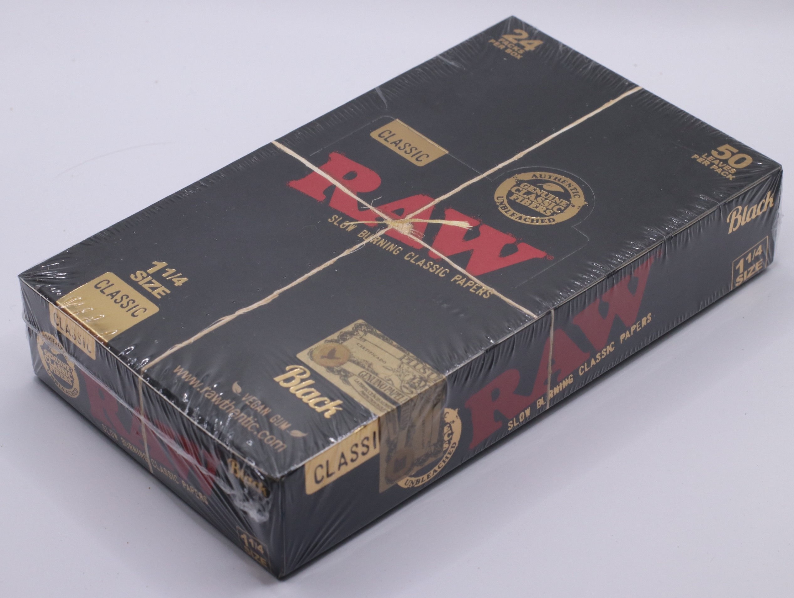 RAW Classic Rolling Papers-Black-1 1/4 50 Leaf Pack