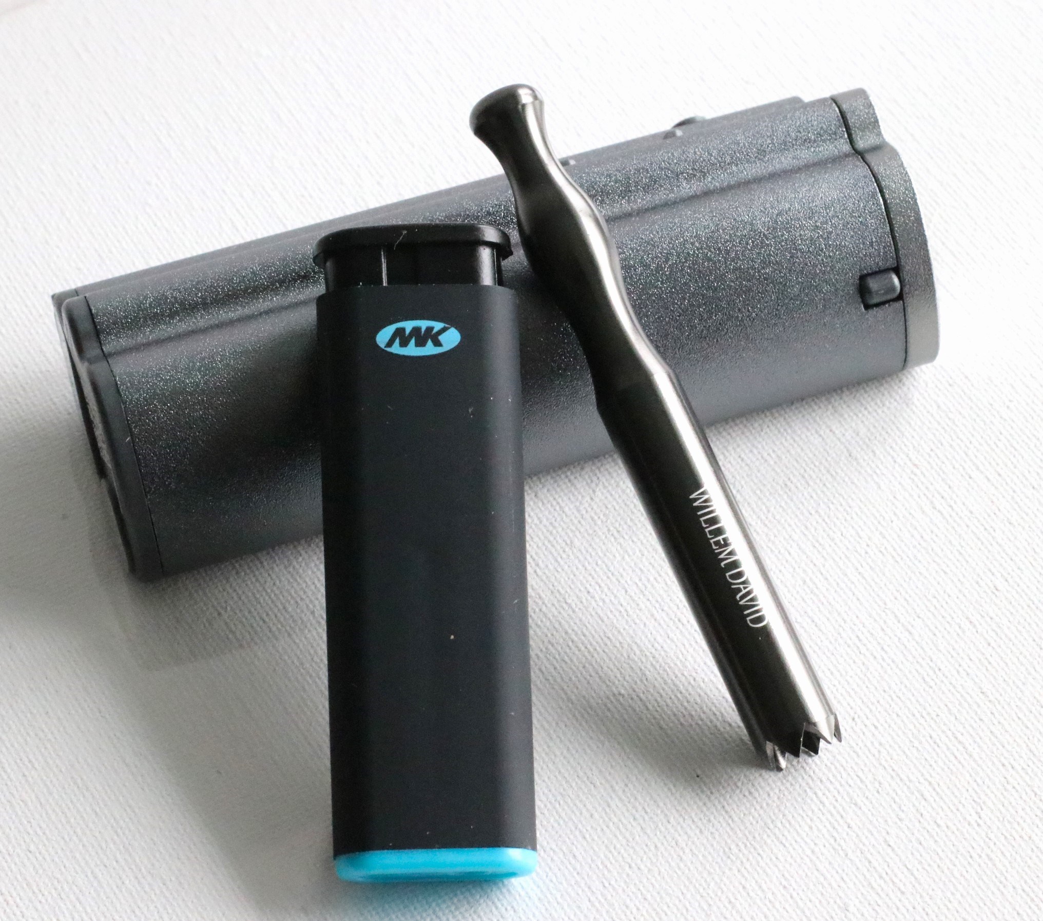 The Pirate Pipe-Aluminum Alloy Stash Box-Innovative Design Built to last a lifetime - Aluminum Alloy Dugout