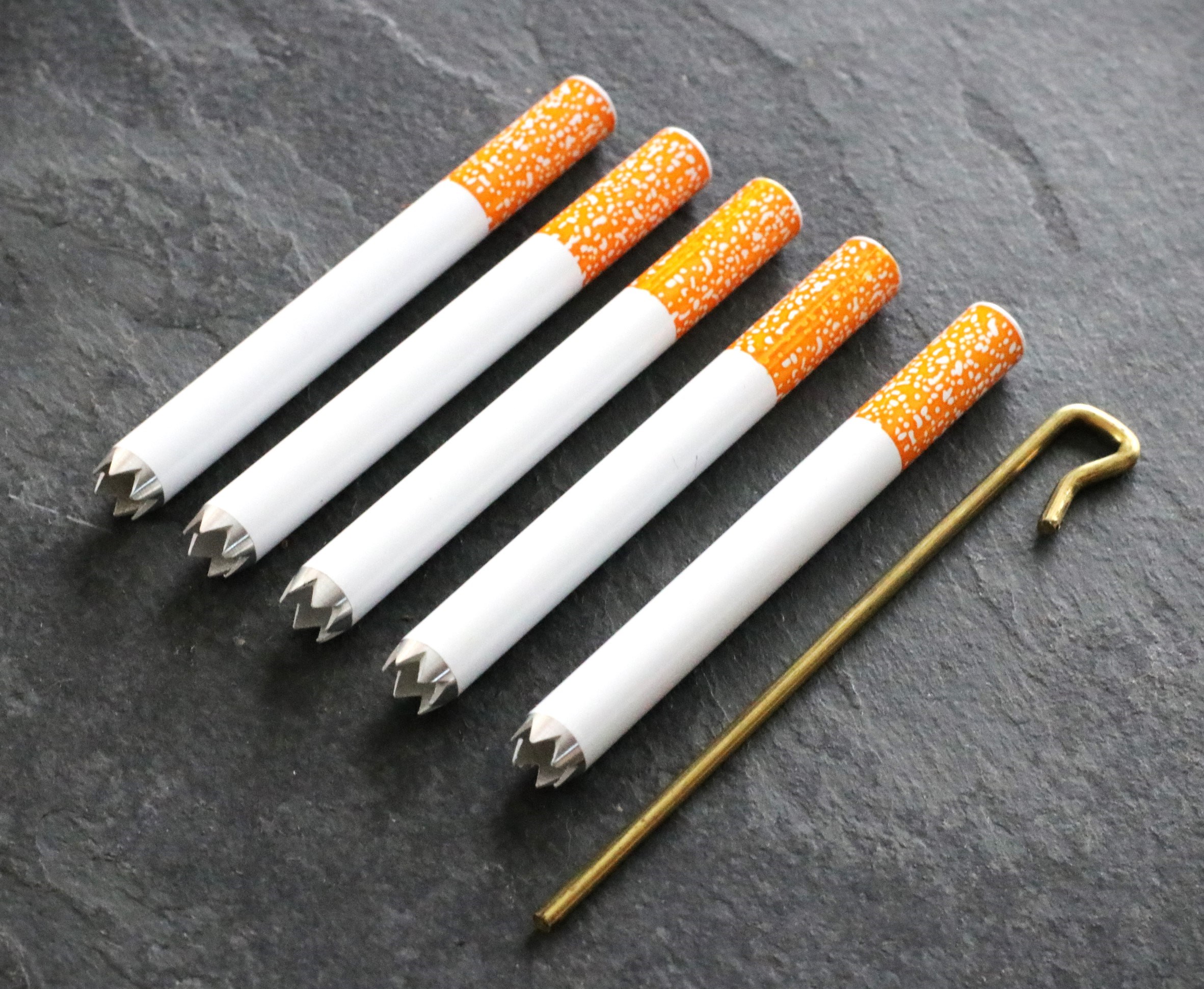 2.75" Grinder Tip Metal One Hitter Pipes-Set of 5 with Brass Poker for Cleaning - Grinder Tip One Hitter Pipe