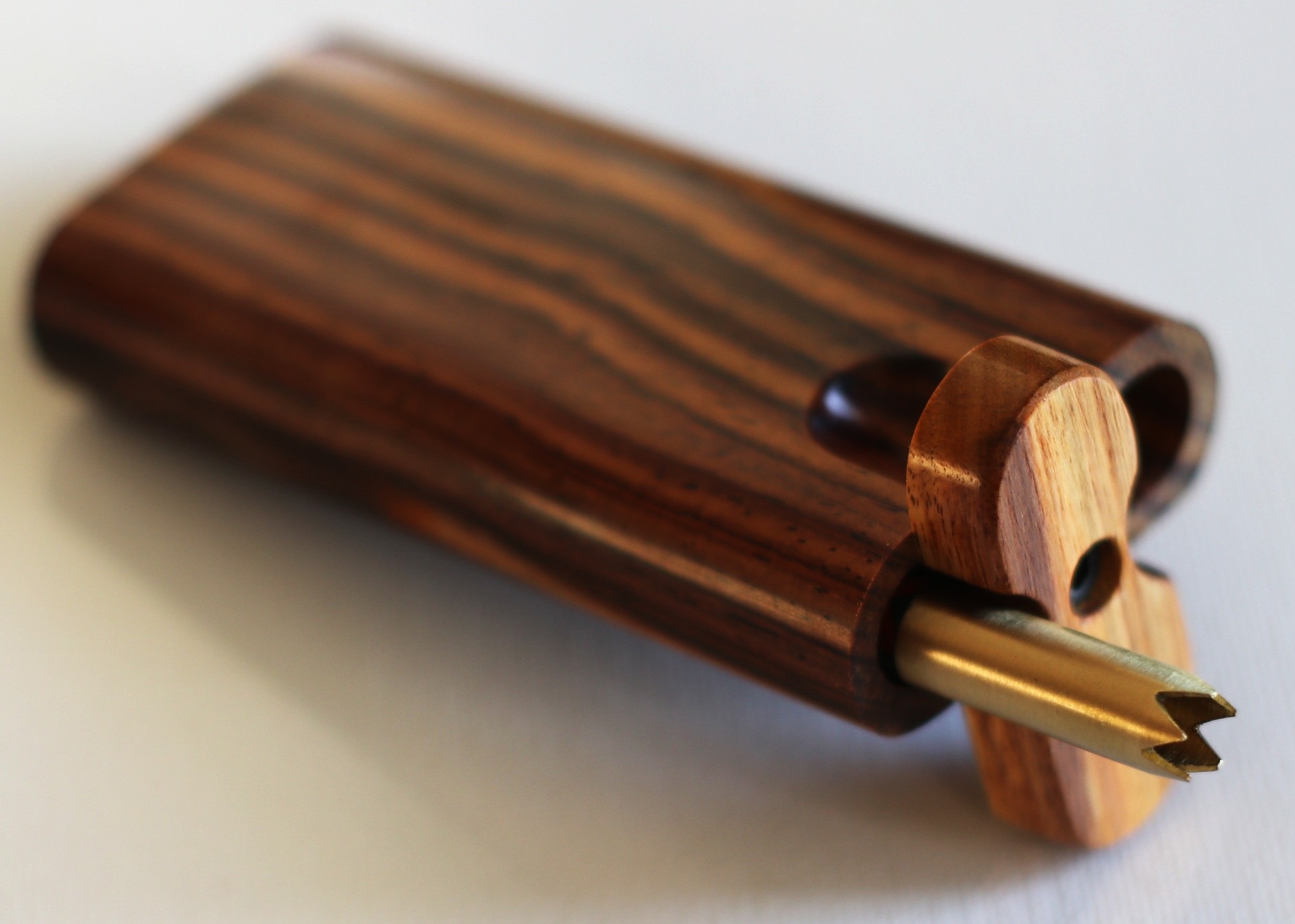 3"Brass Grinder Tip Pipe-Designed for 4" Dugouts-White Resin Wood Heat Cover - Brass Grinder Tip Pipe