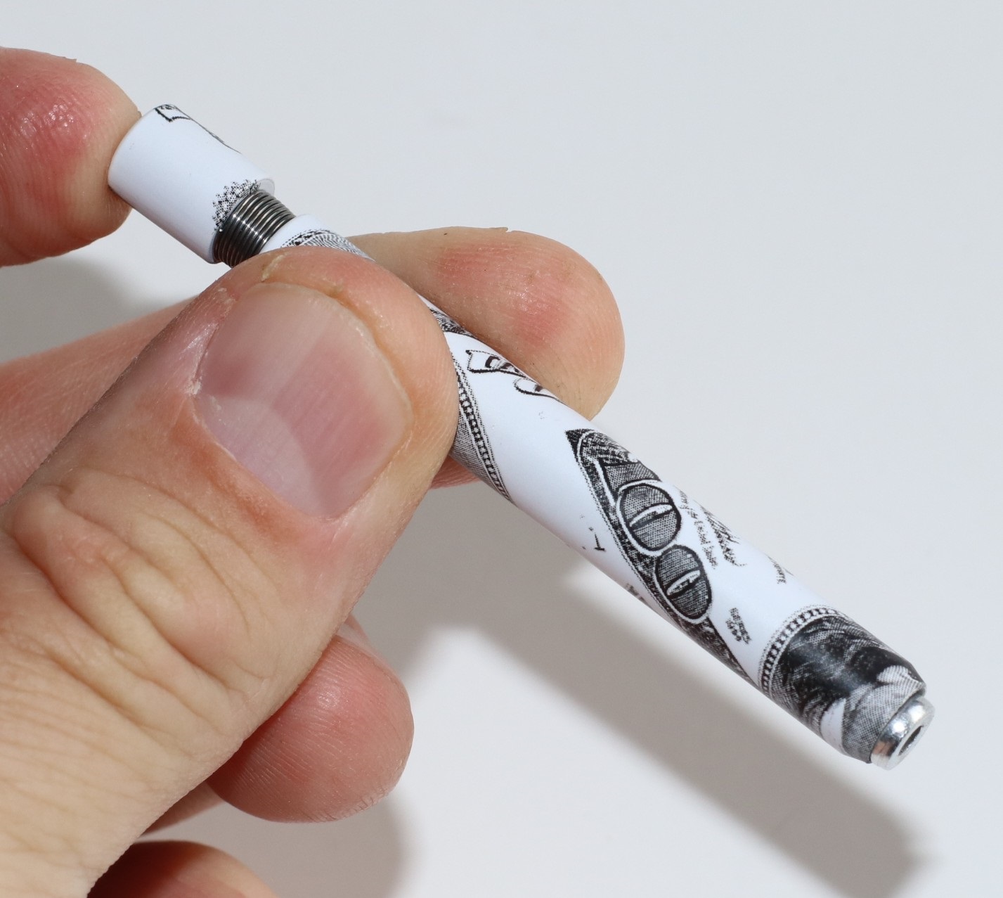 3" Self Eject One Hitter Pipe-Benjamin- Unique Easy to clean smoking pipe - Self Eject One Hitter Pipe