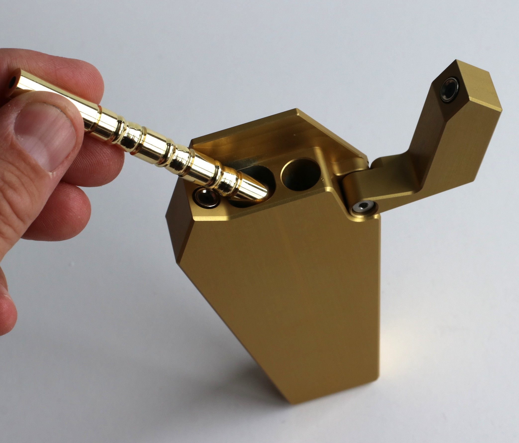 Casket Stash Metal Dugouts-4.5" Heavy Duty Stash Box w/ 2 Special One Hitter Pipes-21st Century Dugouts