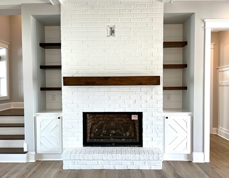 Fireplace_designed_by_Reeves_Custom_Homes.jpg