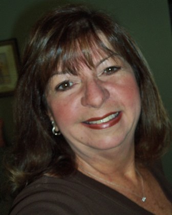 Portrait of Pam Lively from CENTURY 21 Sunset Realty