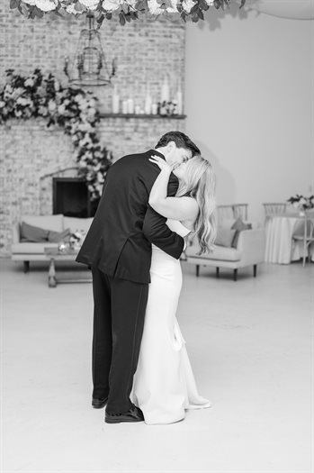 Colton___Sydney_s_Wedding-1219.jpg